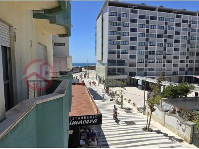 1 quarto, Almada Almada 102859345