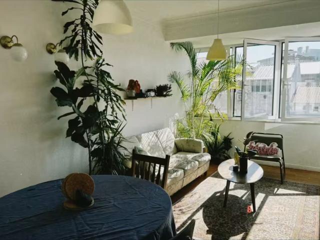 1 quarto, Almada Almada 2800 087 97138432