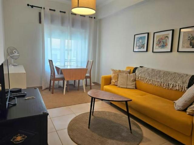1 quarto, Almada Almada 2800 101587797