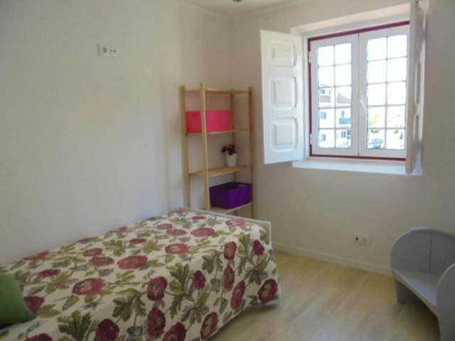 1 quarto, Almada Almada 2825 427 101849405