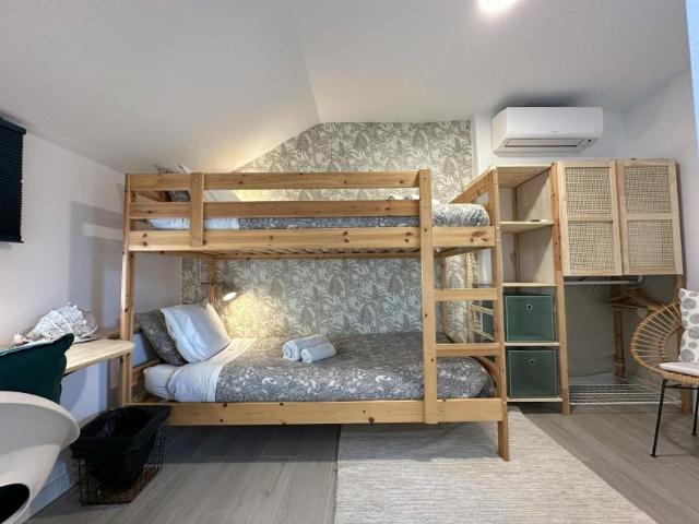 1 quarto, Almada Almada 2825 422 103656692