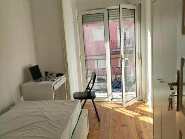 1 quarto, Amadora Amadora 2650 061 LS100722083