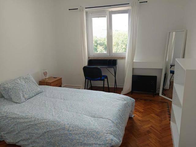 1 quarto, Amadora Amadora 2700 600 102952978