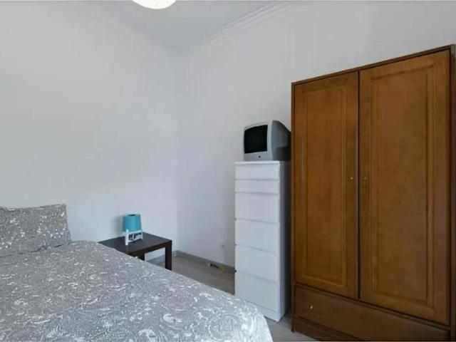 1 quarto, Amadora Amadora 2700 715 LS100731813