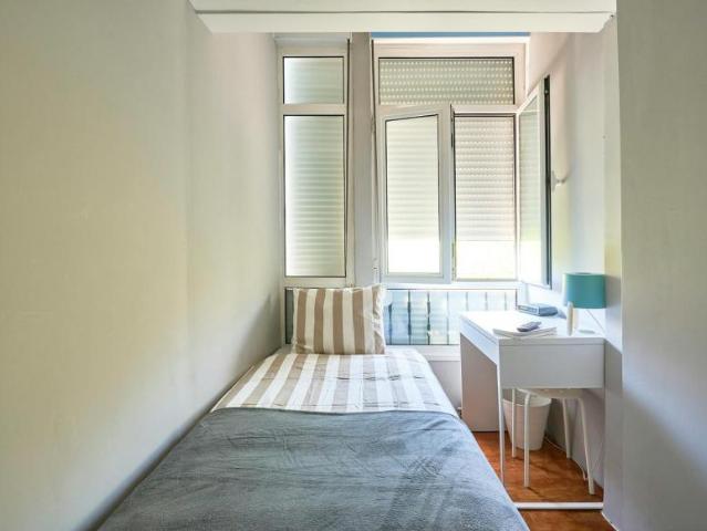 1 quarto, Amadora Amadora 2700 101851159