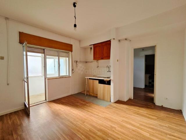 1 quarto, Amadora Lisboa 89861710