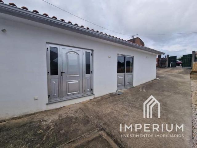 1 quarto, Aveiro Albergaria 3850 LS99005376