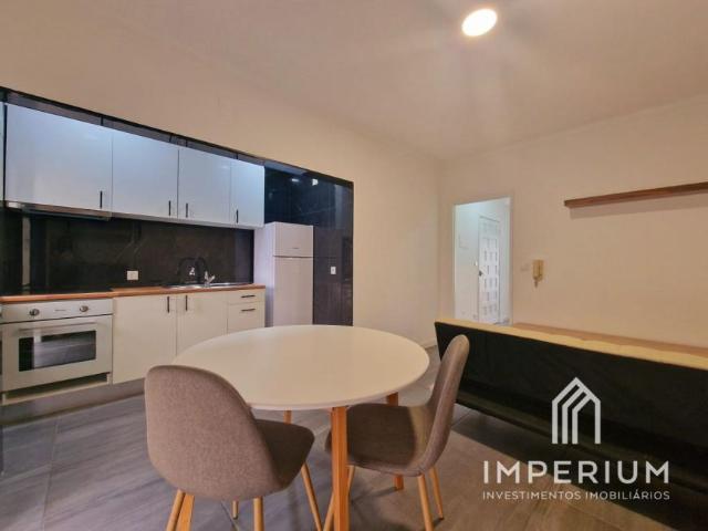 1 quarto, Aveiro Albergaria 3850 104067026