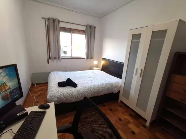 1 quarto, Azurém Azurém 4800 96741589