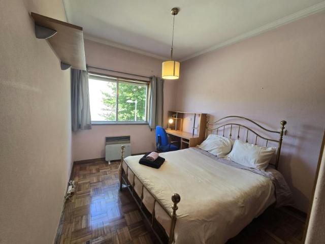 1 quarto, Azurém Azurém 4800 LS102847697
