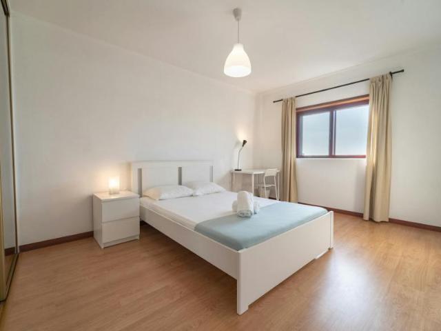 1 quarto, Braga Braga 4700 378 104564501