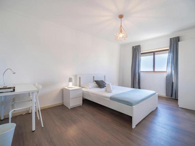 1 quarto, Braga Braga 4700 378 104599564