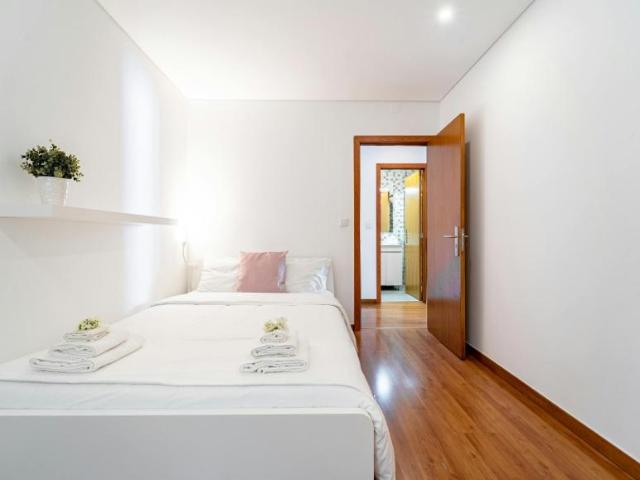 1 quarto, Braga Braga 4710 373 LS102855358