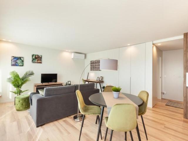 1 quarto, Braga Braga 104684624