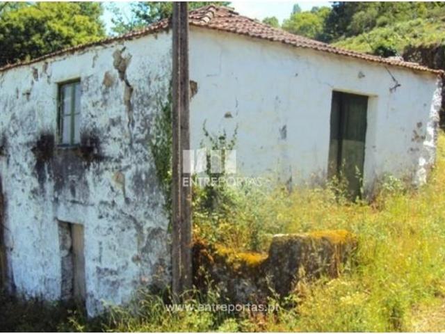 1 quarto, Cinfães Cinfães 104817076