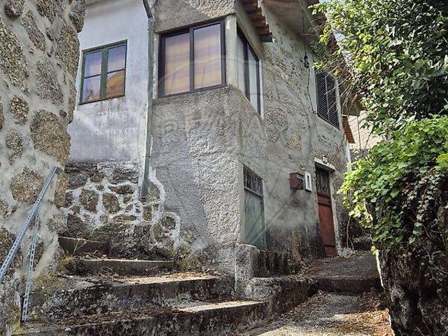 1 quarto, Fornos de Algodres Guarda 104471544