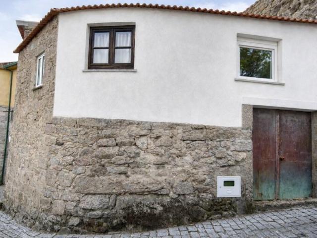 1 quarto, Fornos de Algodres Fornos de Algodres 101411171