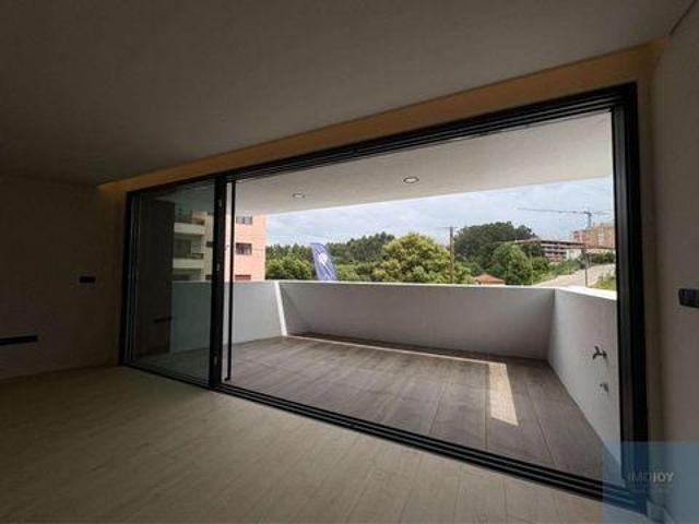 1 quarto, Gondomar Porto 4420 283 102059801