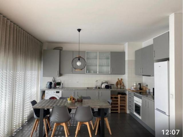 1 quarto, Guimarães Braga LS102054853