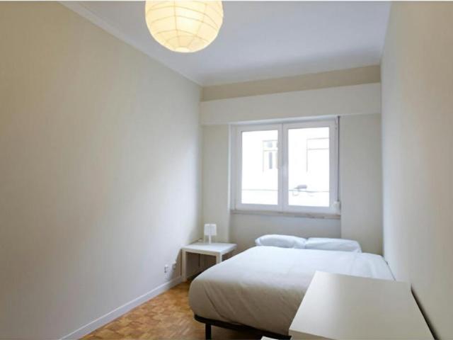 1 quarto, Lisbon Lisbon 1500 007 102856101