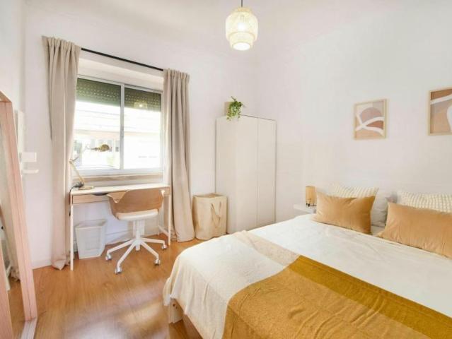 1 quarto, Lisbon Lisbon 1500 259 103324776