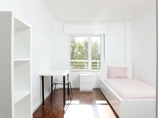 1 quarto, Lisbon Lisbon 1500 492 102854925
