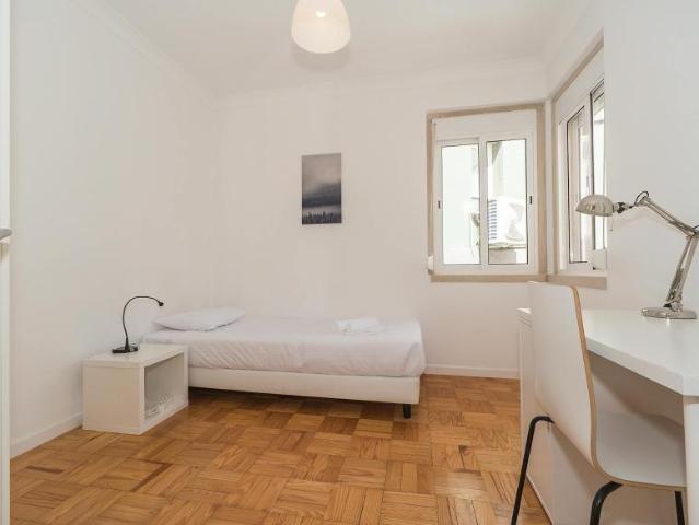 1 quarto, Lisbon Lisbon 1600 139 102436604