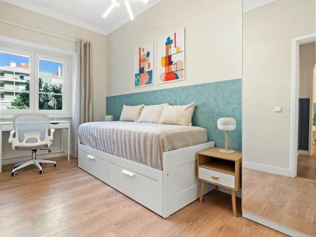 1 quarto, Lisbon Lisbon 1700 070 102469442