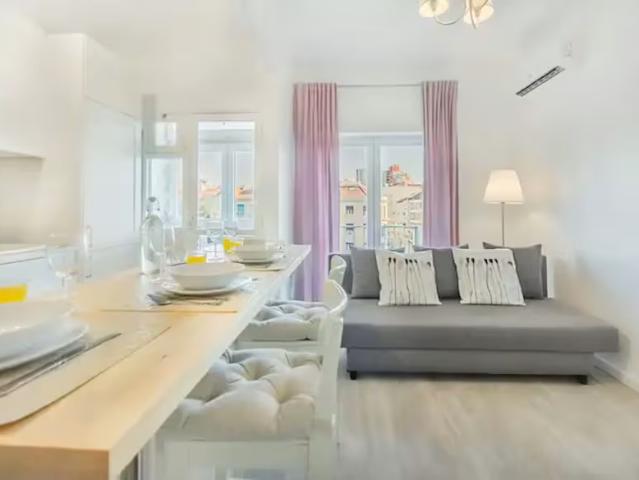 1 quarto, Lisbon Lisbon 1700 227 LS98636254
