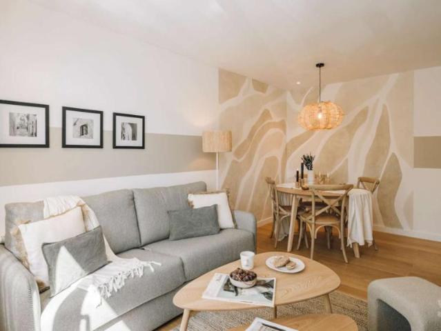 1 quarto, Lisbon Lisbon 1700 220 97235786