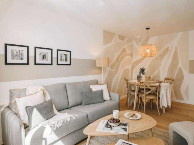 1 quarto, Lisbon Lisbon 1700 220 97237978