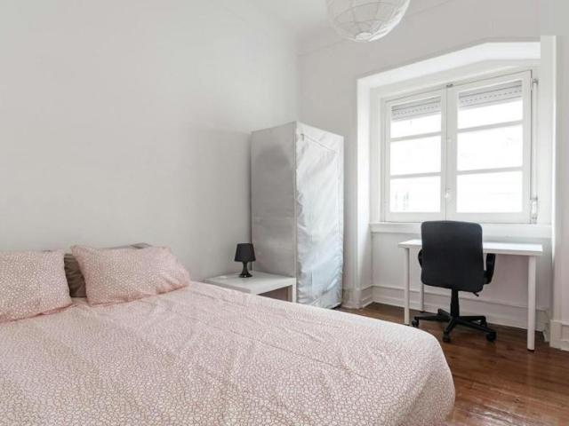 1 quarto, Lisbon Lisbon 1900 118 100731779
