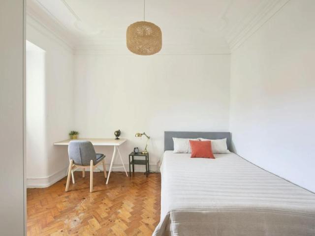 1 quarto, Lisbon Lisbon 1900 140 102847984