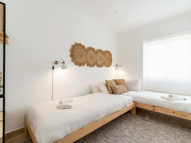 1 quarto, Lisbon Lisbon 1900 367 104069848