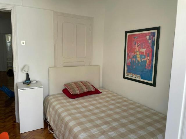 1 quarto, Lisbon Lisbon 1900 462 102855035