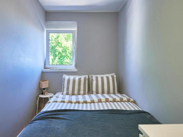 1 quarto, Lisbon Lisbon 1950 054 102855692
