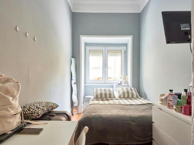 1 quarto, Lisbon Lisbon 1000 063 102855675
