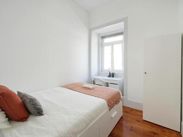 1 quarto, Lisbon Lisbon 1000 096 102853455