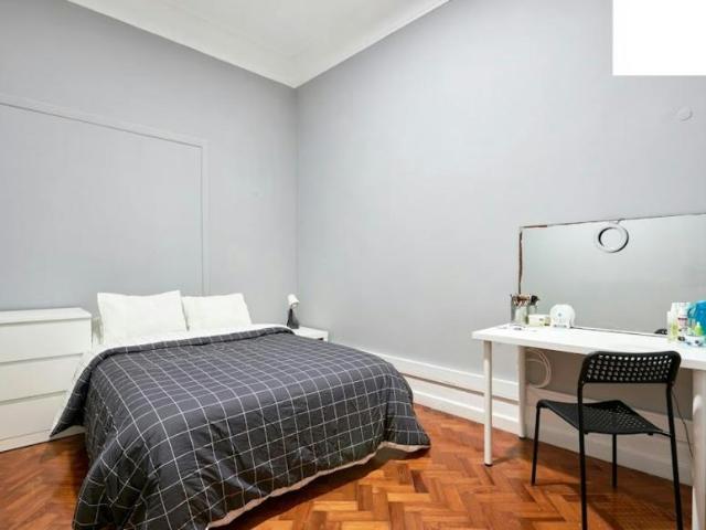 1 quarto, Lisbon Lisbon 1000 148 103412382