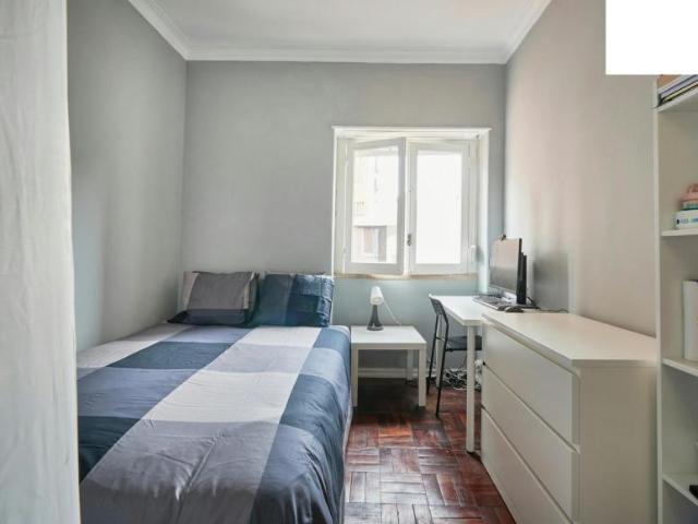 1 quarto, Lisbon Lisbon 1000 149 102855267