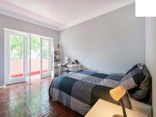 1 quarto, Lisbon Lisbon 1000 149 102855269