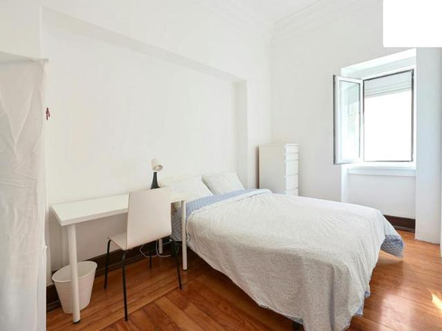 1 quarto, Lisbon Lisbon 1000 245 LS99692596