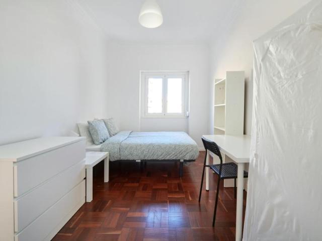 1 quarto, Lisbon Lisbon 100729773