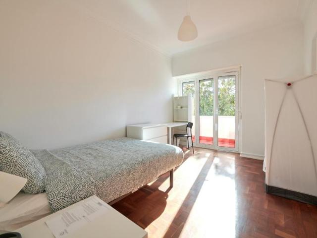 1 quarto, Lisbon Lisbon 100729776