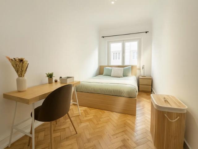 1 quarto, Lisbon Lisbon 102470759