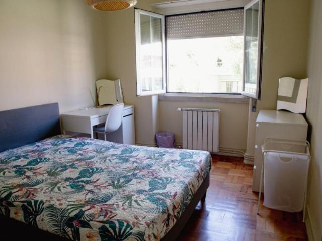1 quarto, Lisbon Lisbon 103380455