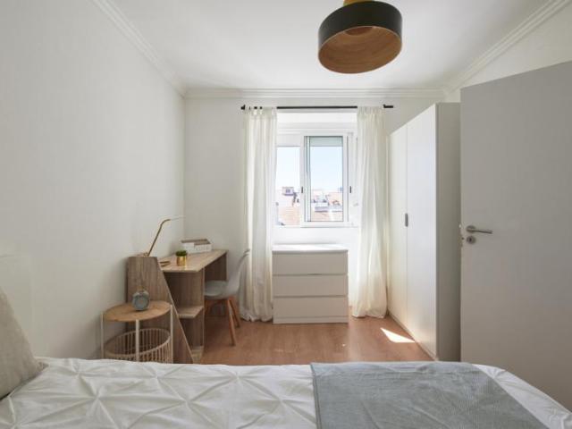 1 quarto, Lisbon Lisbon 103380426