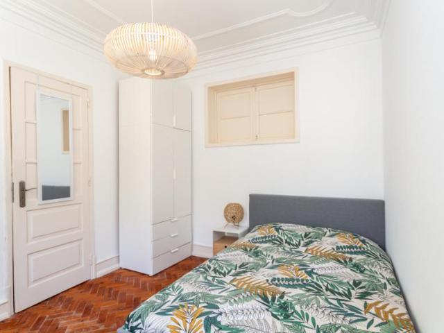 1 quarto, Lisbon Lisbon 103380429