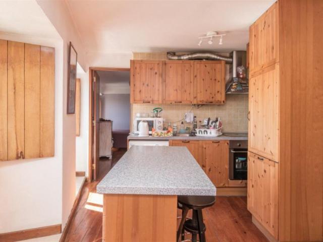 1 quarto, Lisbon Lisbon 103397723