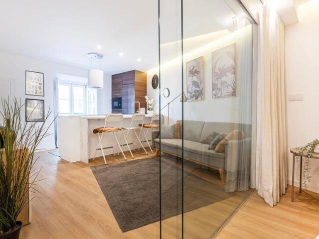 1 quarto, Lisbon Lisbon 103656065